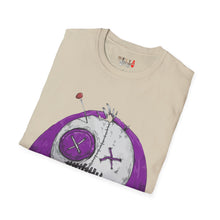 Load image into Gallery viewer, Pincushion Head Bear Unisex Softstyle T-Shirt