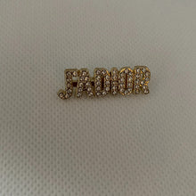 Load image into Gallery viewer, Luxury Brooch Pins