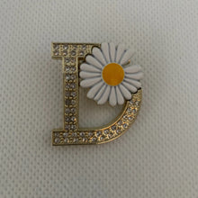 Load image into Gallery viewer, Luxury Brooch Pins